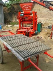 免燒磚機(jī)-碼垛機(jī)疊板機(jī)-空心磚機(jī)_沂南免燒磚機(jī)廠