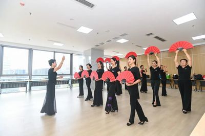 重慶兩江新區鴛鴦街道社區學院 家門口的“耍事”多，文化藝術咨詢服務暖人心